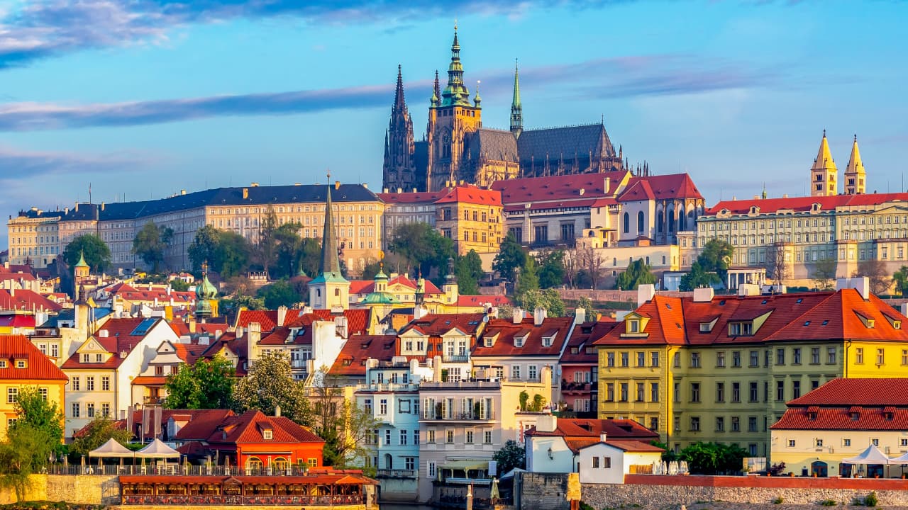 travel-story-1729495135_f360d42669b3f42a6de3-0