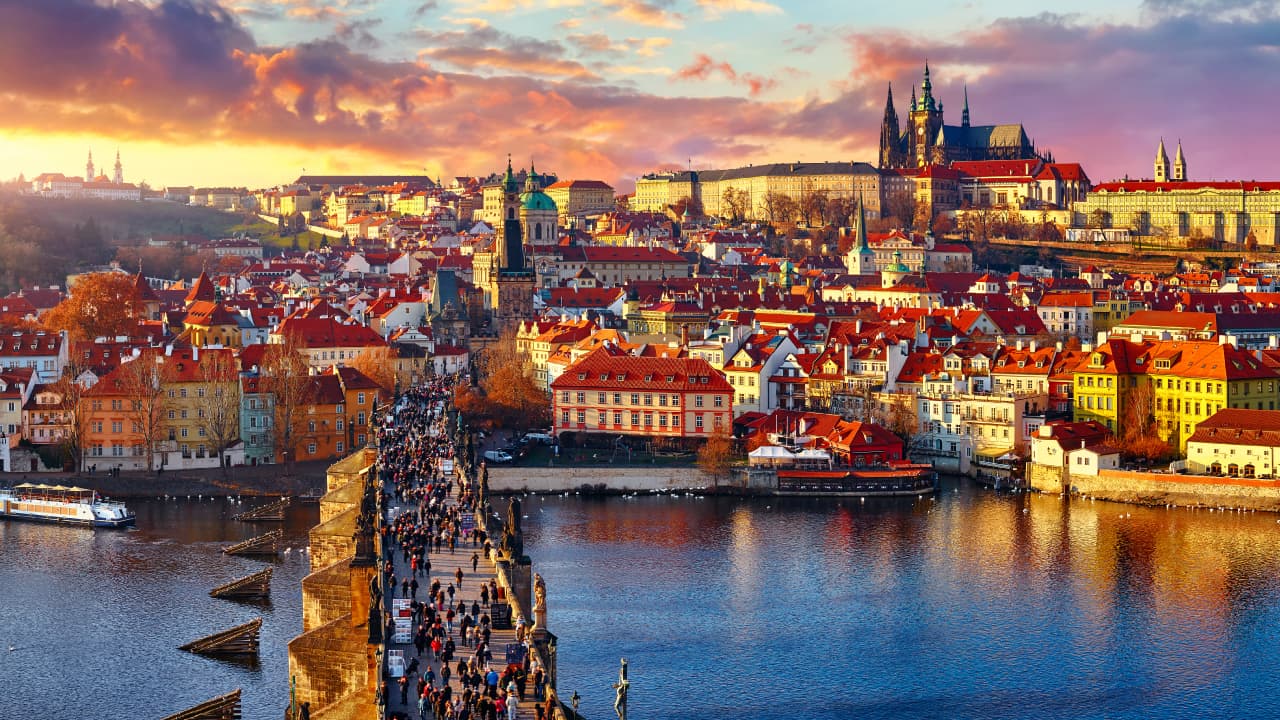 travel-story-1729495167_c23d4a3917135e0ef599-0