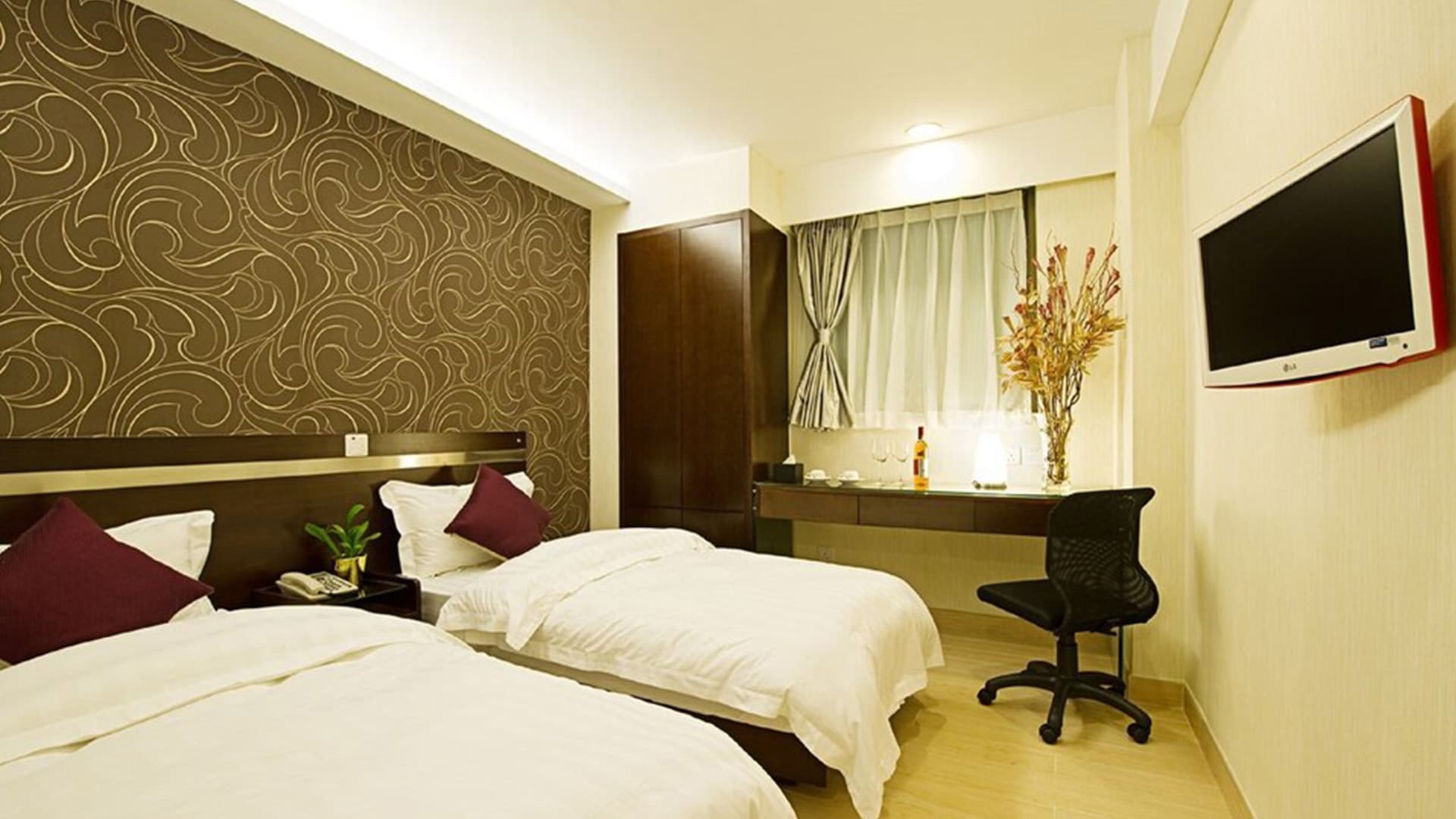 travel-story-1740328156_cb13feed19867ea8fa9f-0