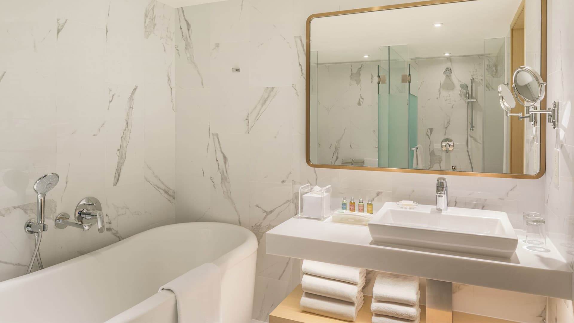 travel-story-1740639009_81388490a4c9f60d36eb-0