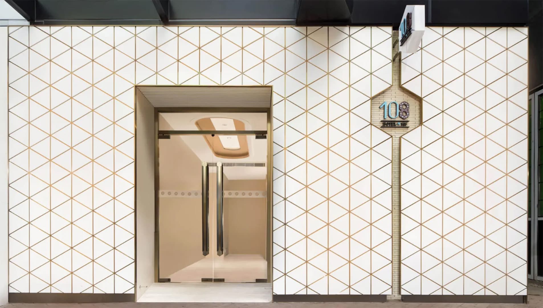 travel-story-1740639345_1a988ace5e412fd01de3-0