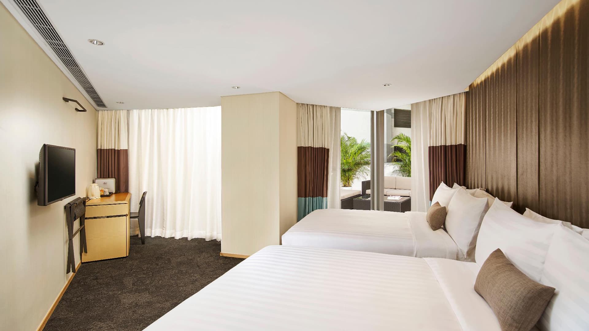 travel-story-1740639613_a1e55282aed3245379c5-0