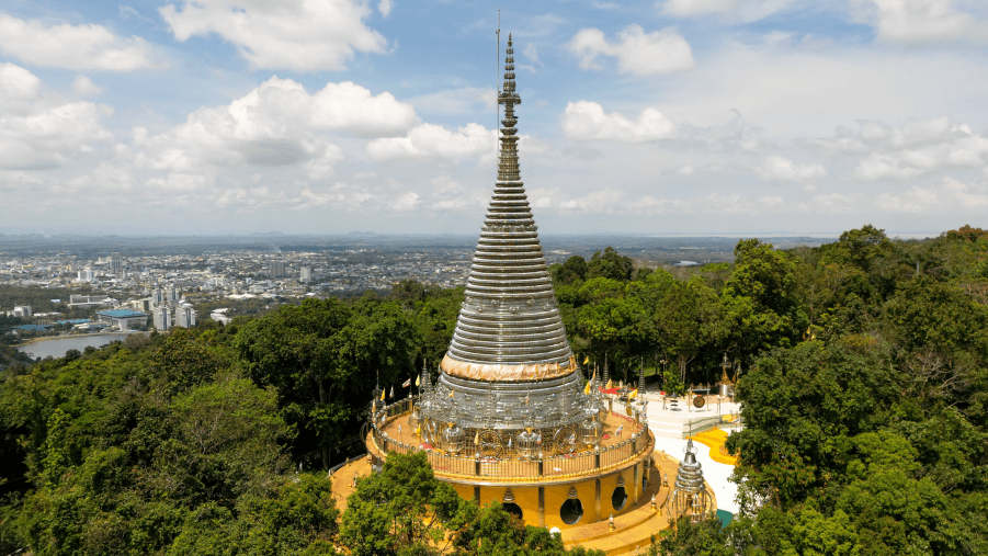 travel-story-1750315044_a363e52d80042d0e2702-0