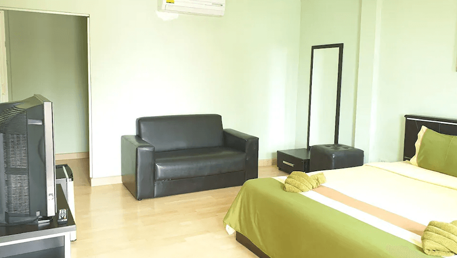 travel-story-1745922485_05a8cd249d7c2216c4dc-1