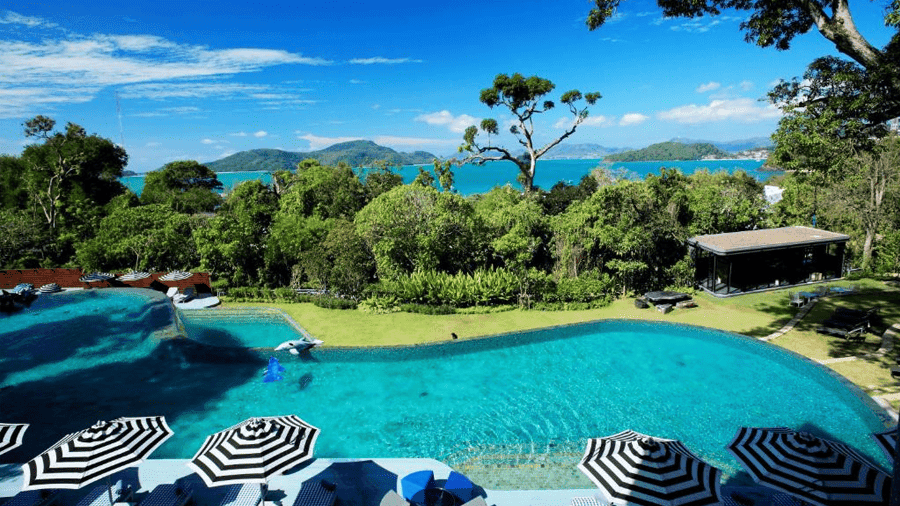 travel-story-1773393147_3b26ca3d36a94263f254-0