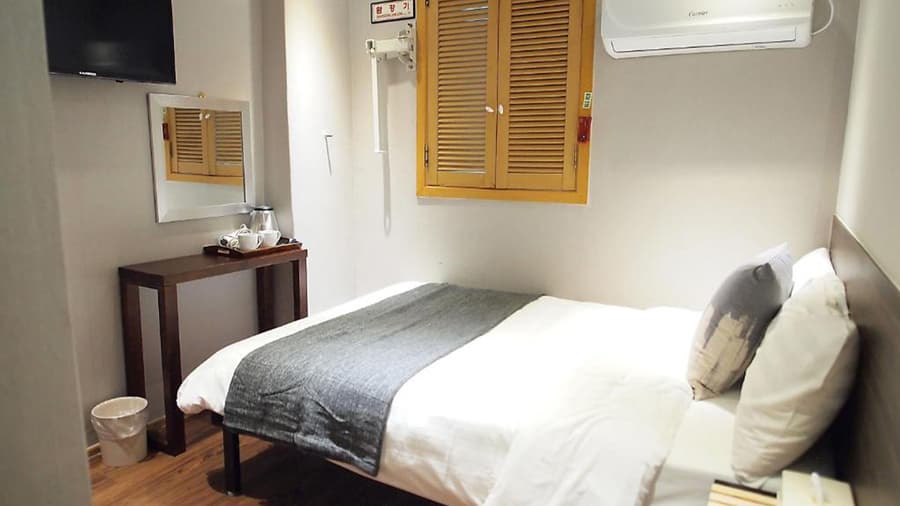 travel-story-1740460498_1374cb9da8de4e45d5d8-0