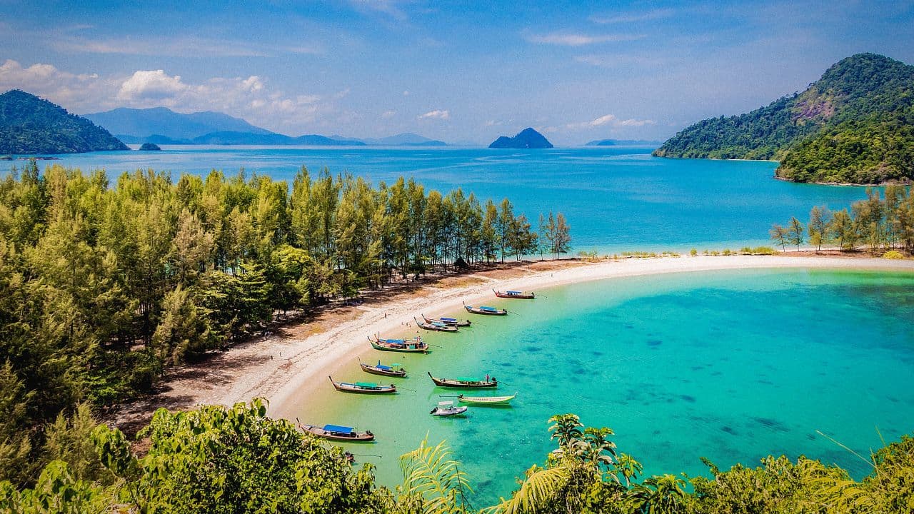 travel-story-1726810856_57984856faa41cef94b9-0