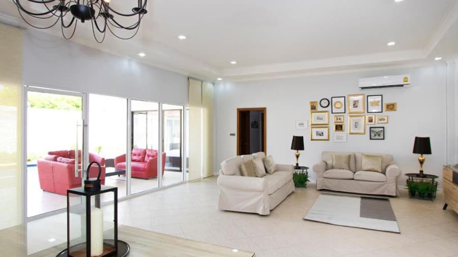 travel-story-1743700164_cc2172fb65ef29b37fc8-0