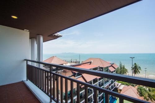 Beach Front Suite