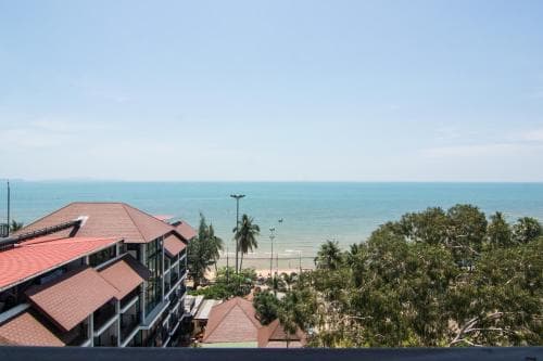 Beach Front Suite