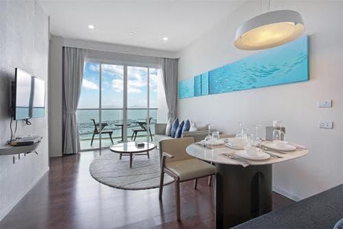 Two-Bedroom Apartment (3 Adults)
